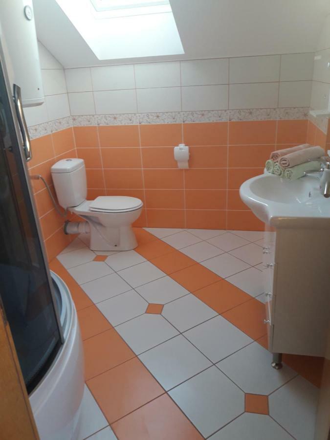 Apartmani Kuzmic 沃希 外观 照片